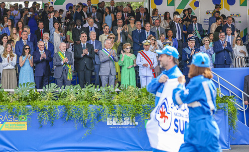 53976570652 895dd10d50 c.jpg