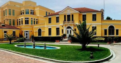 11917836223879612692?url=https%3A%2F%2Fegnatianews.com%2Fwp content%2Fuploads%2F2022%2F03%2Fambasada.jpg