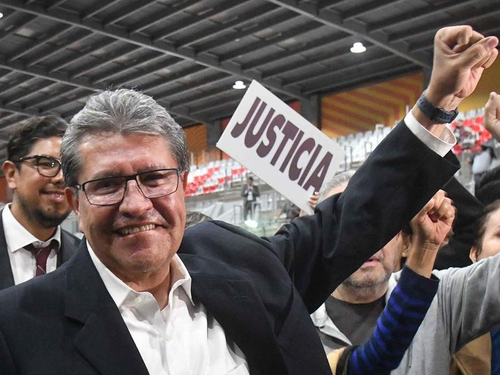 GWuz2 GWAAAFhRB?format=png.png