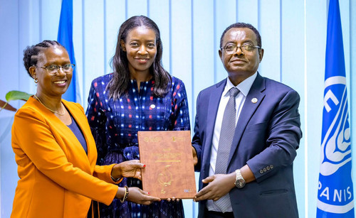 GW2qOpMXsAAy7h ?format=jpg.jpg