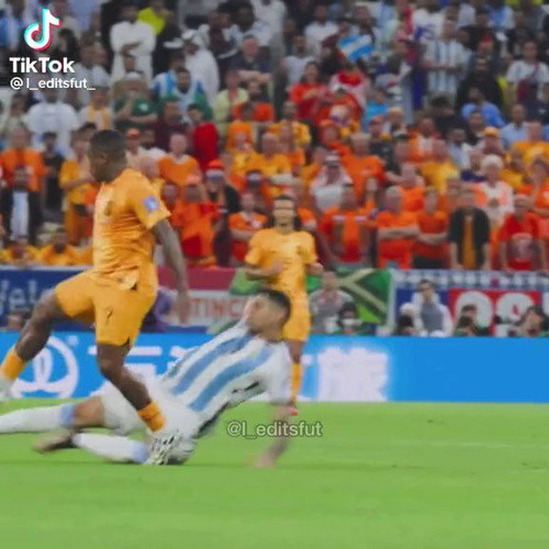 66 Z4ajuZM5CYqAD.jpg