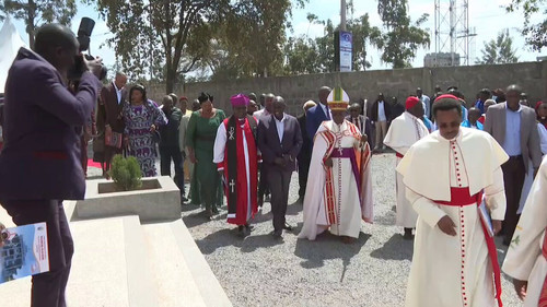 fIBEYiUJJQjQ Y2c.jpg