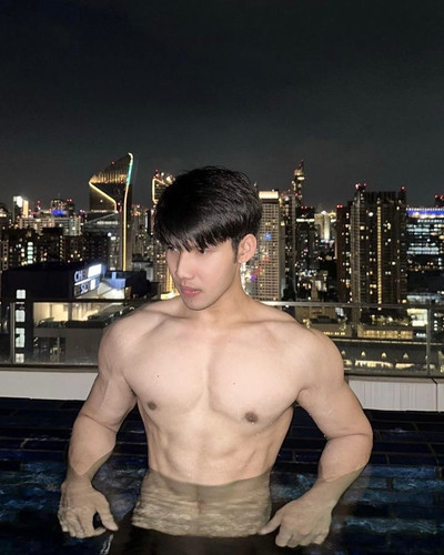 Photo by Fighter on August 03, 2024. May be an image of 1 person, biceps, body building and pool..jpg
