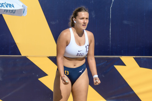 swim assrt332Beach handball player during the competition
