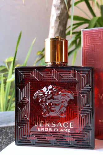 Versace Eros Flame eau de parfum.jpg