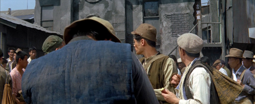 cap Gate.of.Flesh.1964.BDRIP.576p.x264.AC3.KJNU 00 04 24 03.png