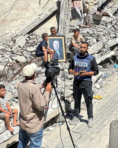 GT6ho7CWgAACw L?format=jpg.jpg