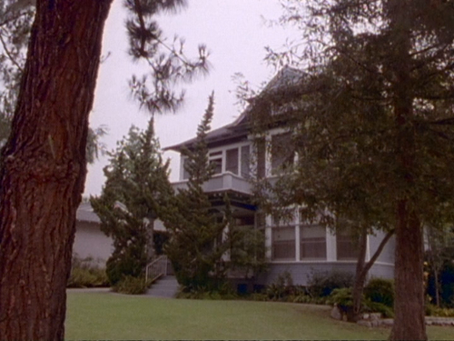 The.Journey.of.Allen.Strange.S01E01.Arrival.576p.PMTP.WEB DL.AAC.2.0.H.264 SWAN 006.png