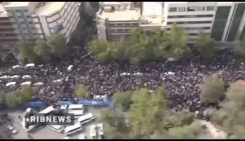 fZPYbHi1ZkQXXQz7.jpg