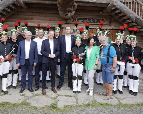 453405474 1052369172918270 2910473342736618326 n.jpg?stp=cp6 dst jpg p480x480& nc cat=105&ccb=1 7& n.jpg