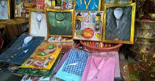 van khan dot vang ma cho nguoi mat 1.jpg