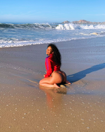 slimmcee 451071120 1541672183147165 812688364718571267 n.jpg