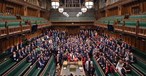 7918587104725423615?url=https%3A%2F%2Fwww.economist.com%2Fimg%2Fb%2F1280%2F720%2F90%2Fmedia assets%2.jpg