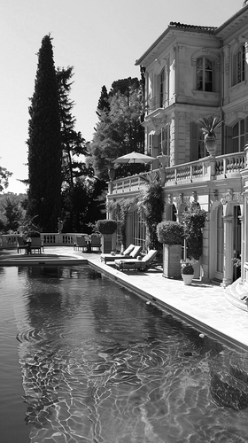 louispietsch 36677 french pool design ar 916 03a16cb5 7823 44ae ad45 49bb0f2e6ee4 0 ergebnis.png