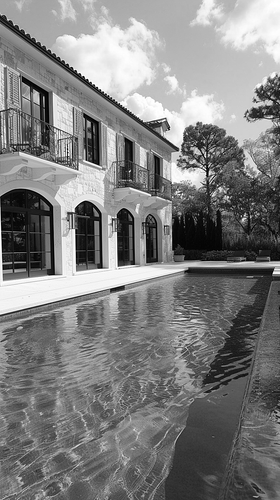 louispietsch 36677 french pool design ar 916 2ab564b5 e69a 4c5d 9f0a cc05a5ce95d9 3 ergebnis.png