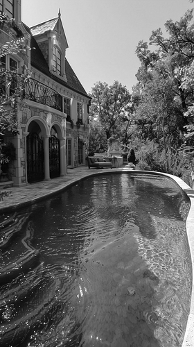 louispietsch 36677 french pool design ar 916 02e71db4 47e9 4129 83ef 3b5bf44af918 0 ergebnis.png