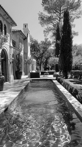 louispietsch 36677 french pool design ar 916 4fdd71d1 d653 4e2b 8640 d1c25191ae28 3 ergebnis.png