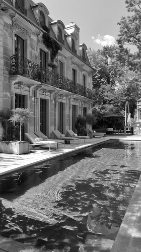 louispietsch 36677 french pool design ar 916 4cf9da3c 09e8 43ec 8e7c 3a93d017212a 2 ergebnis.png