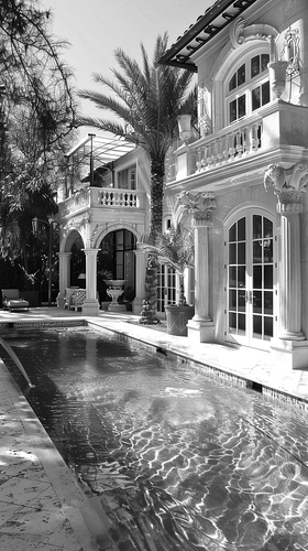 louispietsch 36677 french pool design ar 916 04ed7c64 4ee2 4808 94d6 53c9b923b27b 2 ergebnis.png