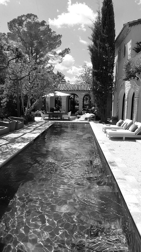louispietsch 36677 french pool design ar 916 5b051da0 c776 404d 9b0f ccf04aee844b 3 ergebnis.png