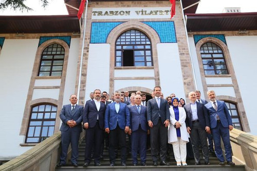 450886169 963305142260937 3140778771537839554 n.jpg?stp=dst jpg p526x395& nc cat=106&ccb=1 7& nc sid.jpg