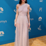 Alexandra Daddario Wore Dior Haute Couture To The 2022 Emmys