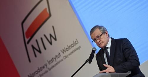 6278533239501766565?url=https%3A%2F%2Ftvn24.pl%2Fnajnowsze%2Fcdn zdjecie 461368 piotr glinski ph7120.jpg