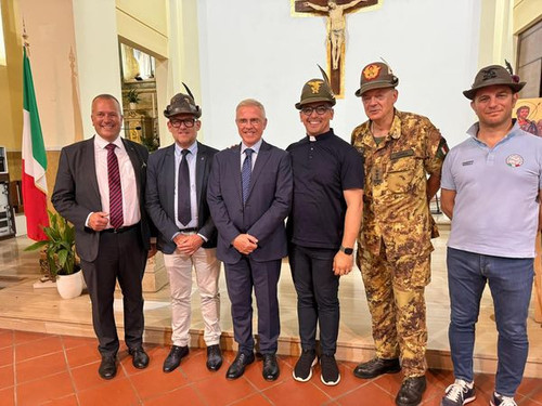 450859191 1613967745813760 3779305444608819246 n.jpg?stp=dst jpg s600x600& nc cat=103&ccb=1 7& nc si.jpg