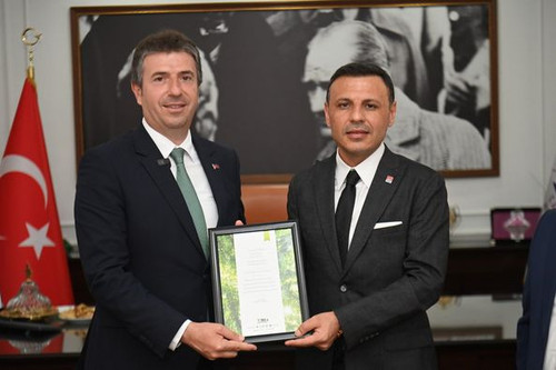 451444341 1071347967692099 1407488503548679169 n.jpg?stp=dst jpg p526x395& nc cat=105&ccb=1 7& nc si.jpg