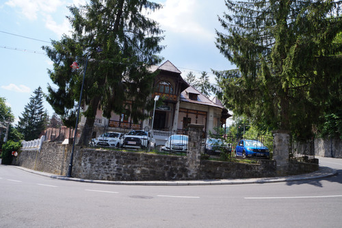 DSC05875.jpg