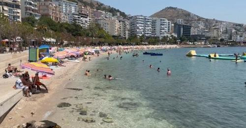 11787999741689617761?url=https%3A%2F%2Fshqiptarja.com%2Fuploads%2F539x308%2F1720976405 turistetnepla.jpg