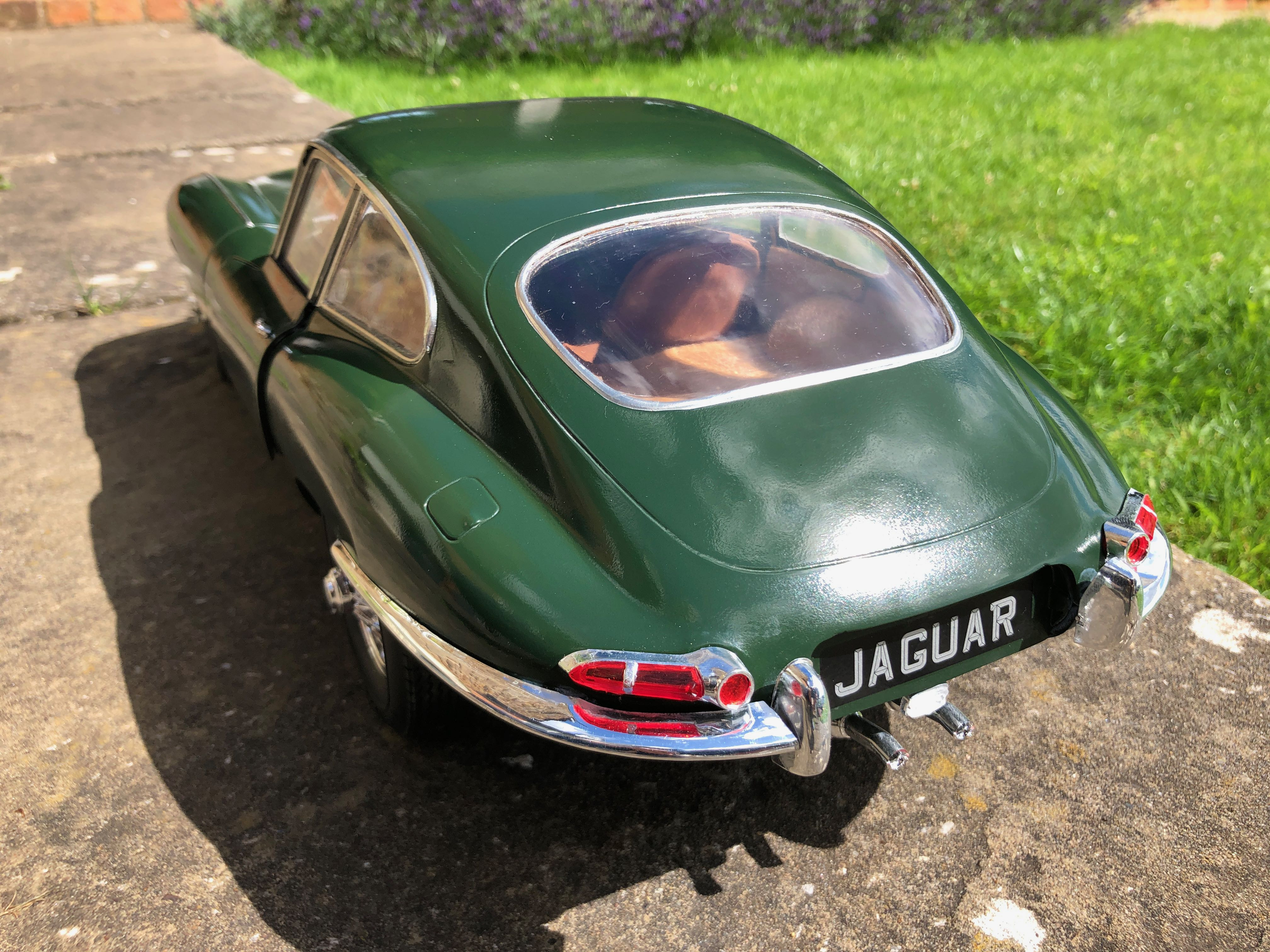Revell Jaguar E-Type (Coupé) (07668) Kit | The Review Smiths
