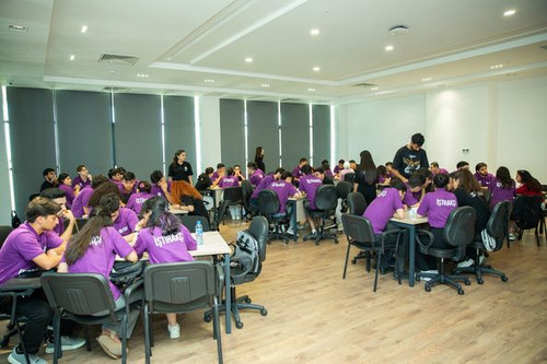 450567116 800979912182353 8227792618208377137 n.jpg?stp=dst jpg p526x395& nc cat=108&ccb=1 7& nc sid.jpg