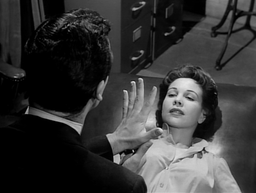 cap The.Undead.1957.DVDRip.x264 HANDJOB 00 06 13 03.png