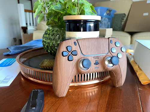 B1ZVaFoxbyS. SL1600 .jpg