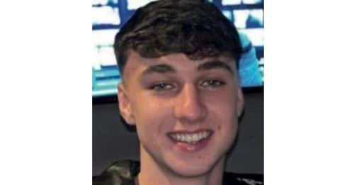 2001502073894633686?url=https%3A%2F%2Falbum.mediaset.es%2Feimg%2F2024%2F06%2F20%2Fjay dean slate el .jpg