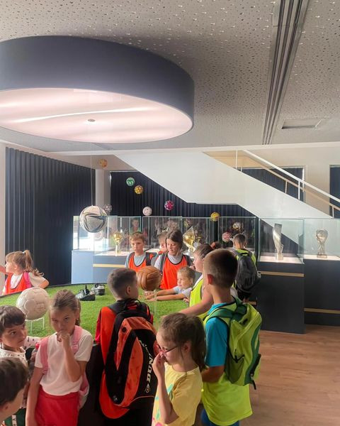 451311391 887411100088065 91231285211434043 n.jpg?stp=dst jpg p480x480& nc cat=106&ccb=1 7& nc sid=1.jpg