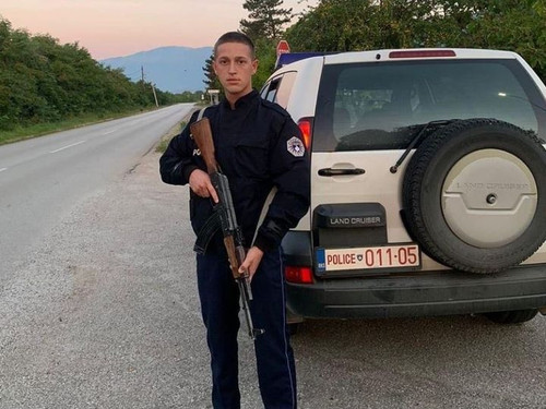 451317631 1033415438793679 6994472762658078172 n.jpg?stp=dst jpg p180x540& nc cat=105&ccb=1 7& nc si.jpg