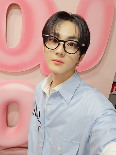 weverse 20240715070945 1334481144.jpg