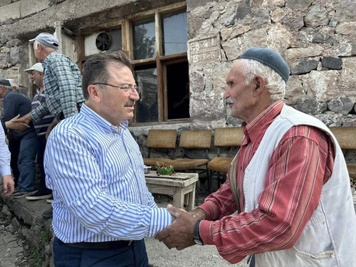 451064075 1001414338659899 8944831368135985976 n.jpg?stp=cp6 dst jpg s600x600& nc cat=107&ccb=1 7& n.jpg