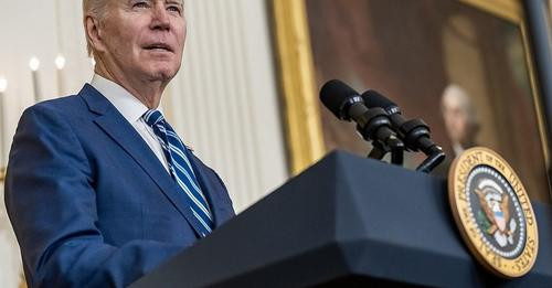 14544088571943724270?url=https%3A%2F%2Fimg.dorzeczy.pl%2Fimg%2Fjoe biden prezydent usa%2F92%2F3d%2Fb.jpg