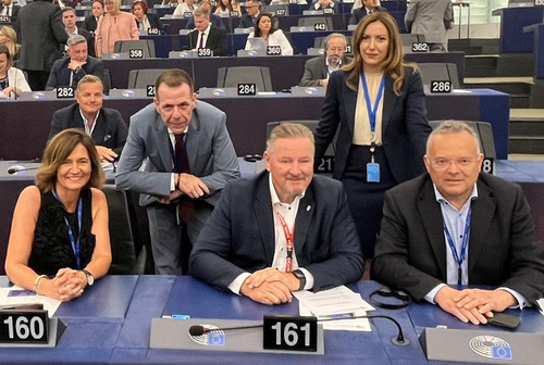 451250427 1037607454398825 1382470094594109069 n.jpg?stp=dst jpg p180x540& nc cat=111&ccb=1 7& nc si.jpg