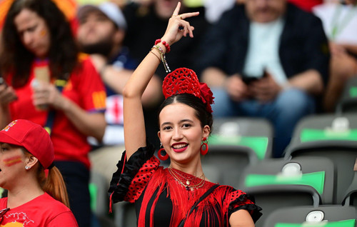 dl.beatsnoop.com final NbncesoYtk.jpg