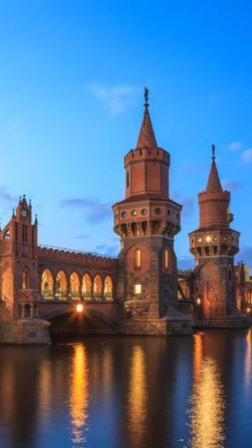 1529. Oberbaumbrücke Kreuzberg result.jpg
