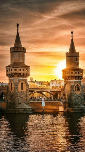 1730. Oberbaumbrücke Berlin result.jpg