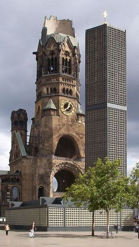 2082. Berlim Igreja result.jpg