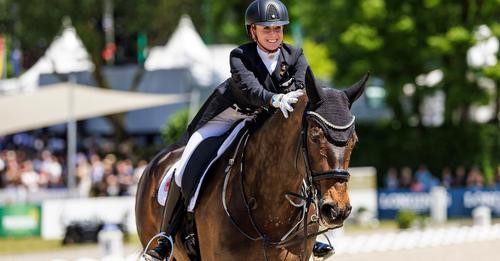 3779104861168577262?url=https%3A%2F%2Fwww.rtl.de%2Fimg%2F1716116%2F1721047467%2Fc16 9%2F1200%2FJessi.jpg