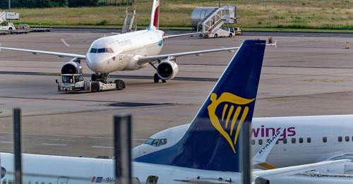 451640566 495739149597287 1919389972800447011 n.jpg?stp=c0.5x0.5f dst jpg flffffff p500x261 q75& nc .jpg