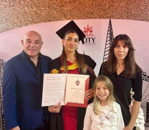 451311549 1031945115261433 7582339869311775298 n.jpg? nc cat=107&ccb=1 7& nc sid=833d8c& nc ohc=HW1F.jpg