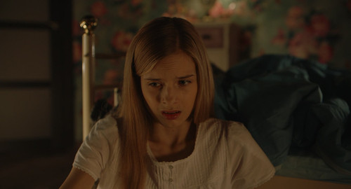 Hatching.2022.1080p.BluRay.x265.10bit.DTS WiKi.mkv 20240630 211843.244.jpg